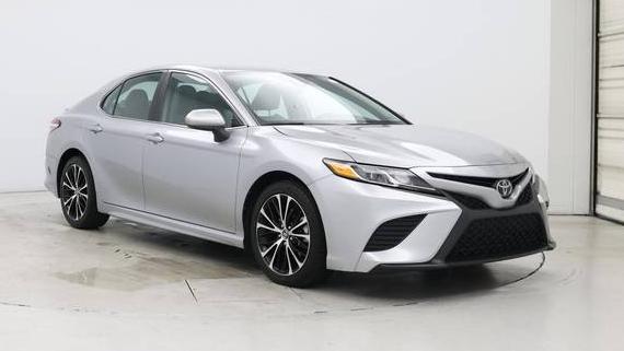 TOYOTA CAMRY 2020 4T1G11AKXLU981643 image