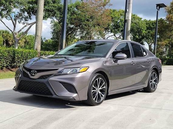 TOYOTA CAMRY 2020 4T1G11AK4LU985106 image