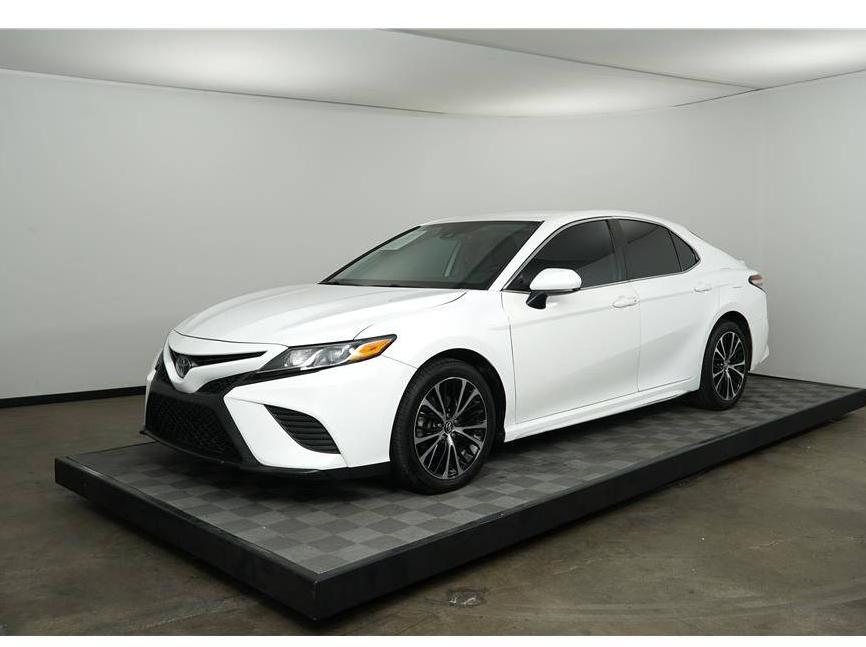 TOYOTA CAMRY 2020 4T1G11AK6LU927224 image