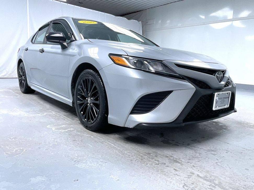 TOYOTA CAMRY 2020 4T1G11AK6LU307232 image