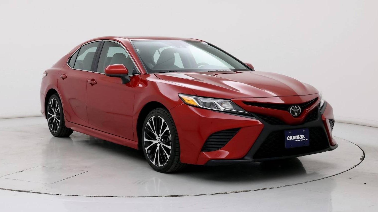 TOYOTA CAMRY 2020 4T1G11AK6LU355524 image