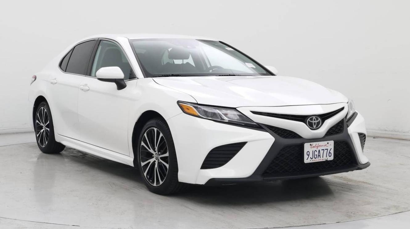 TOYOTA CAMRY 2020 4T1G11AK7LU926390 image