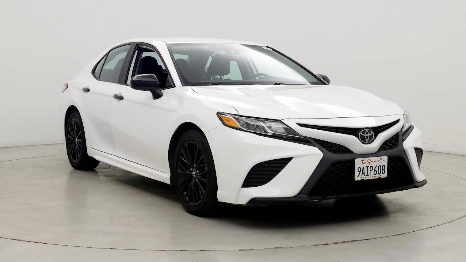 TOYOTA CAMRY 2020 4T1G11AK6LU308946 image