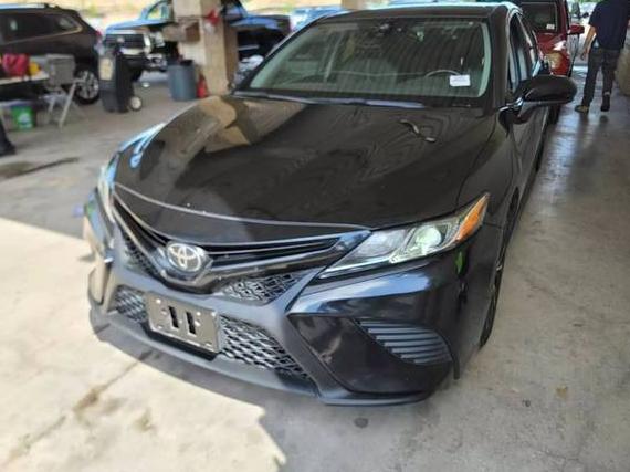TOYOTA CAMRY 2020 4T1G11AK0LU335088 image