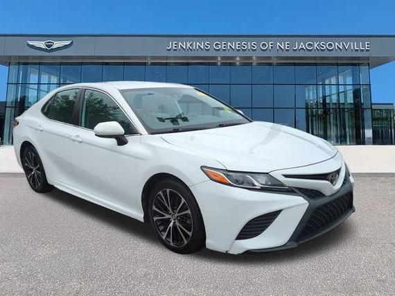 TOYOTA CAMRY 2020 4T1G11AKXLU354134 image