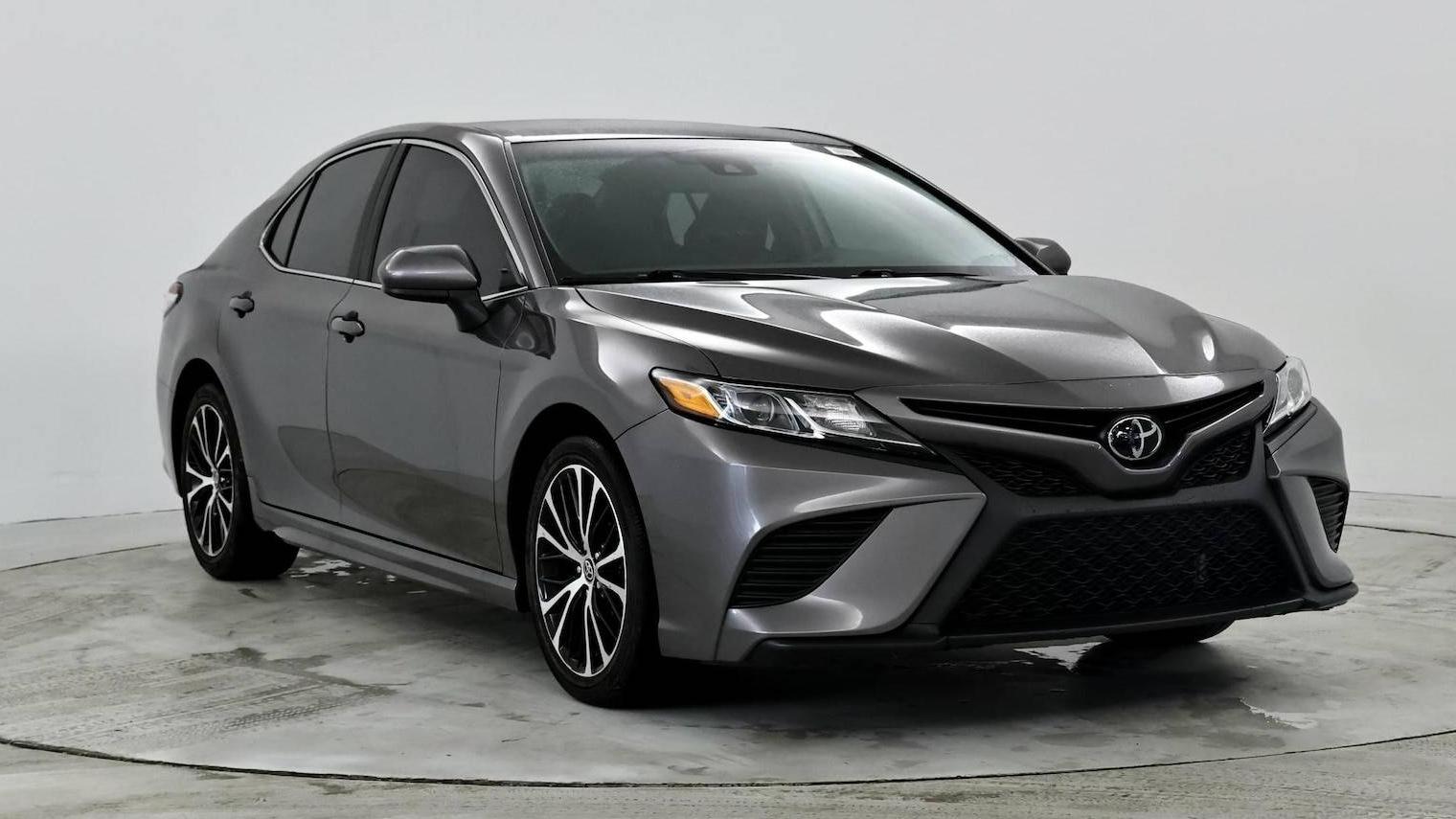 TOYOTA CAMRY 2020 4T1G11AK7LU501638 image