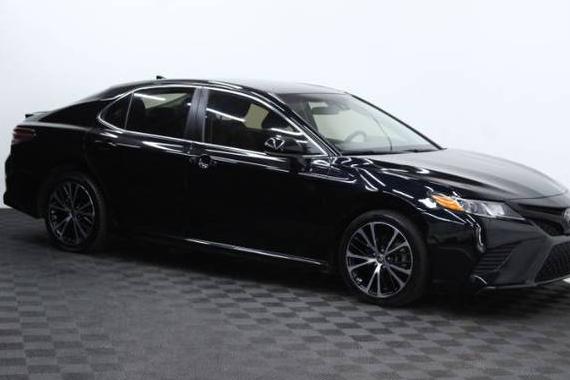 TOYOTA CAMRY 2020 4T1G11AKXLU509877 image