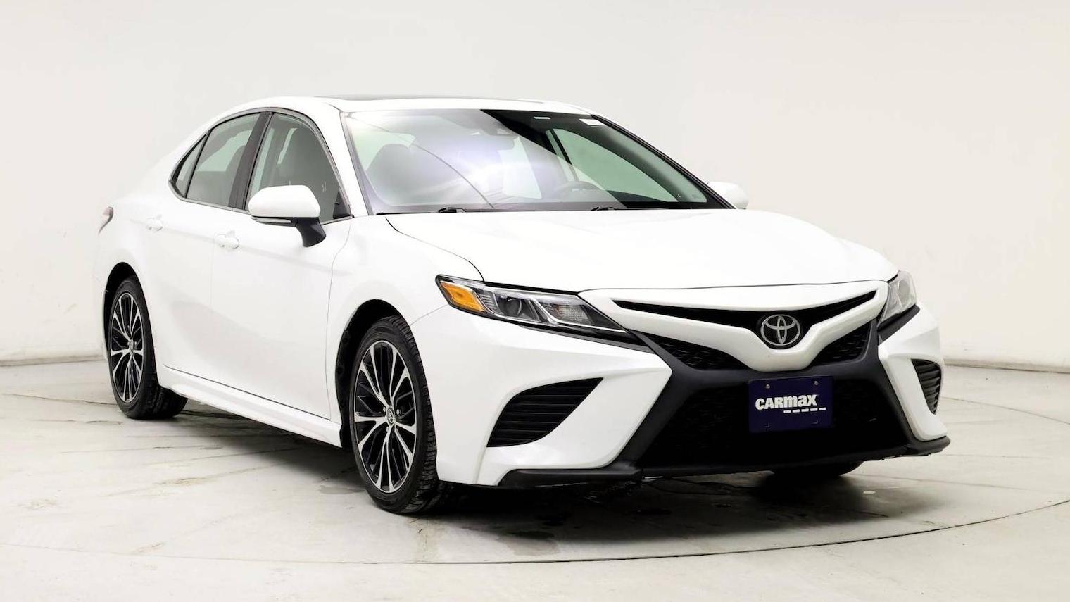 TOYOTA CAMRY 2020 4T1G11BK9LU008851 image