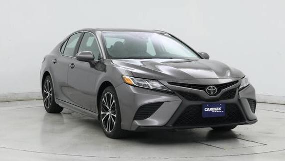 TOYOTA CAMRY 2020 4T1G11AKXLU865911 image