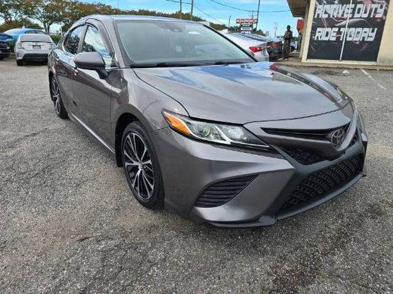 TOYOTA CAMRY 2020 4T1G11AK1LU871788 image