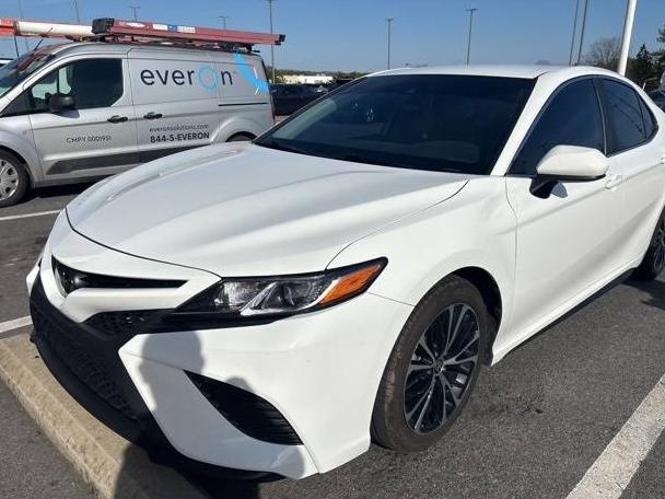 TOYOTA CAMRY 2020 4T1G11AK2LU371154 image