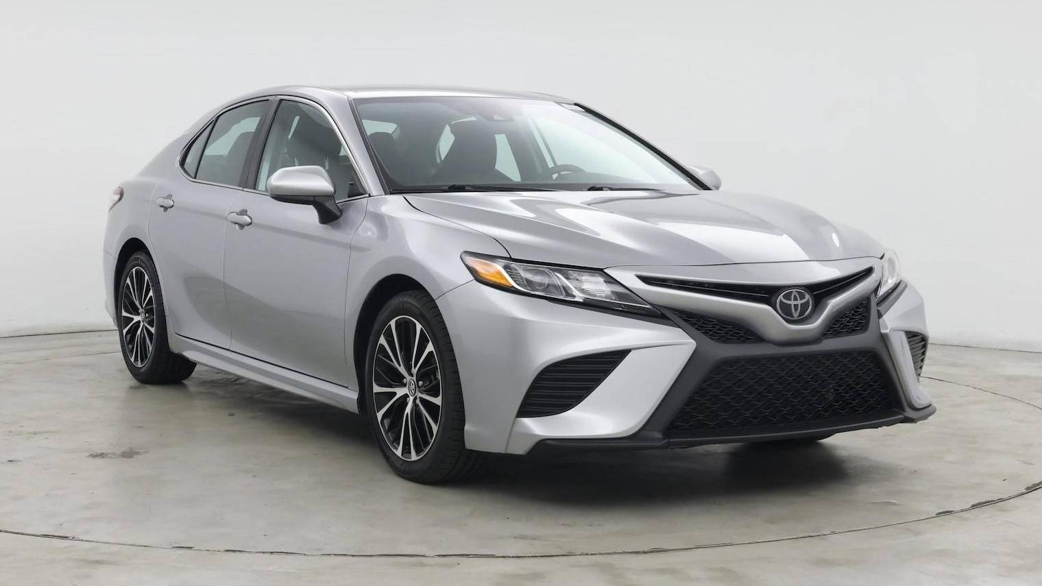 TOYOTA CAMRY 2020 4T1G11AK8LU940637 image