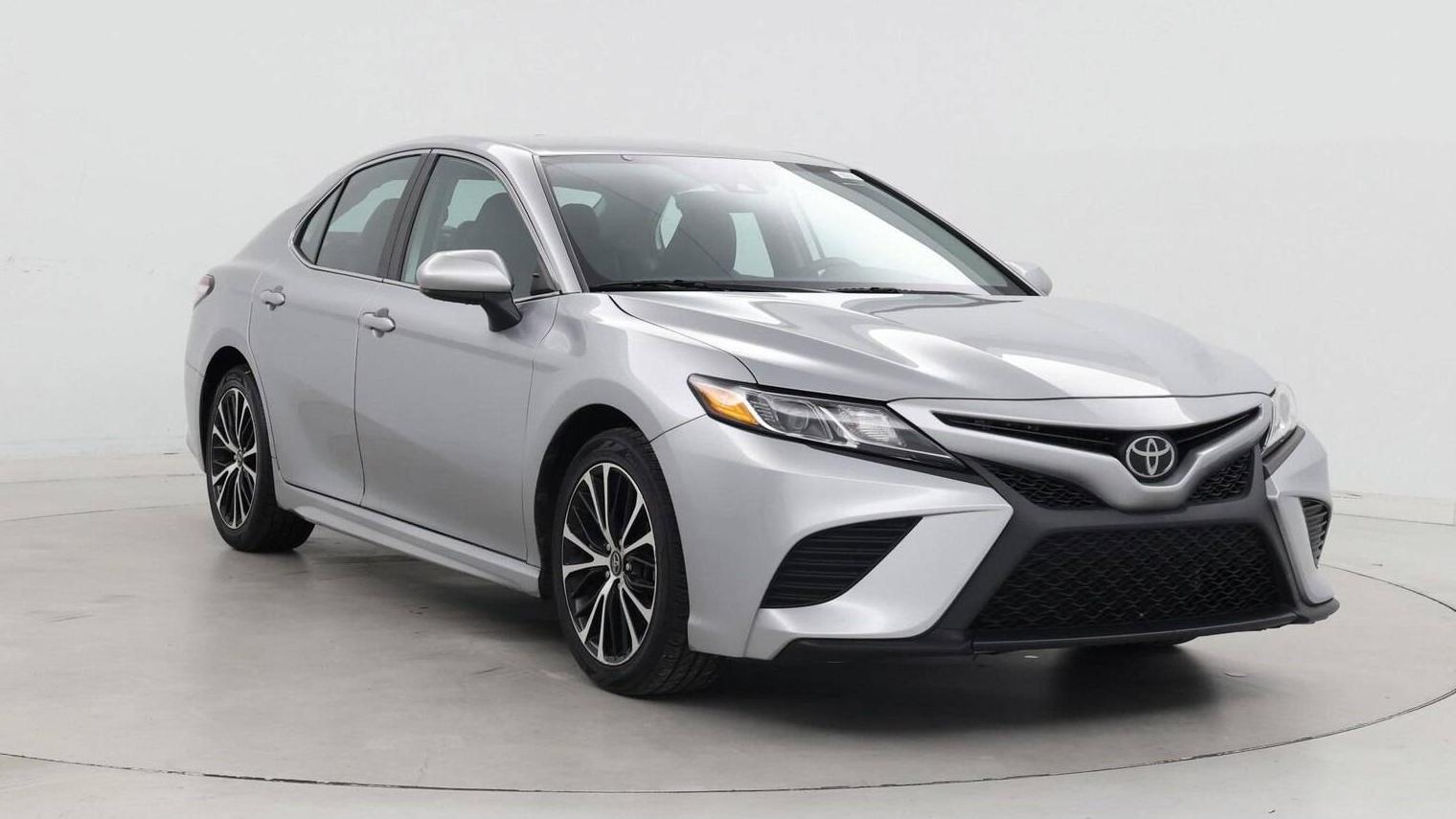 TOYOTA CAMRY 2020 4T1G11AK6LU902775 image