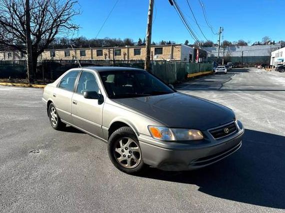 TOYOTA CAMRY 2000 4T1BF22K7YU102784 image