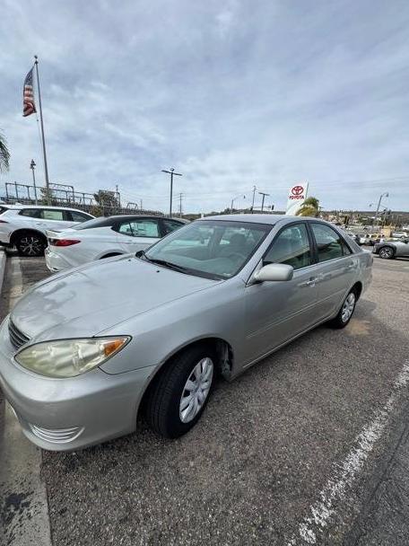 TOYOTA CAMRY 2005 4T1BE32K55U045957 image