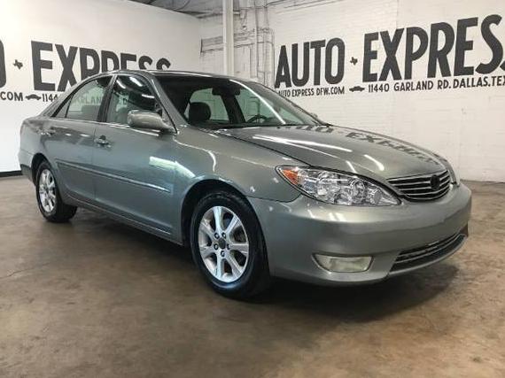 TOYOTA CAMRY 2005 4T1BE32K65U532679 image