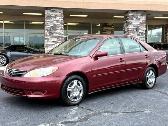 TOYOTA CAMRY 2005 4T1BE30K75U089395 image