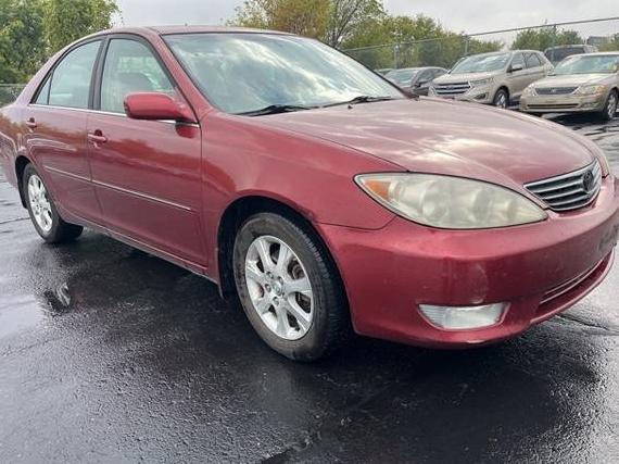 TOYOTA CAMRY 2005 JTDBF30K450162313 image
