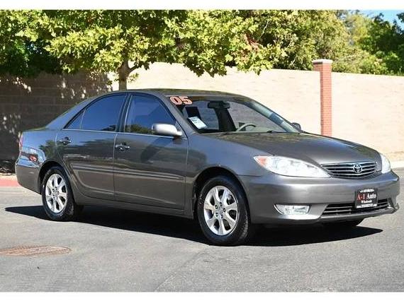 TOYOTA CAMRY 2005 4T1BF30K85U592513 image