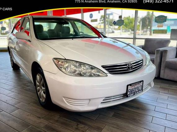 TOYOTA CAMRY 2005 4T1BE32K05U564172 image
