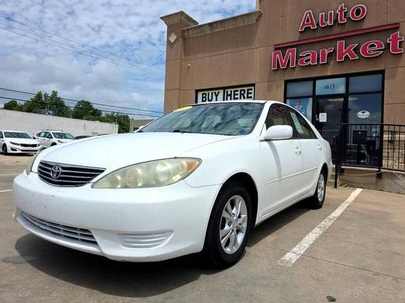 TOYOTA CAMRY 2005 4T1BF32K15U621136 image