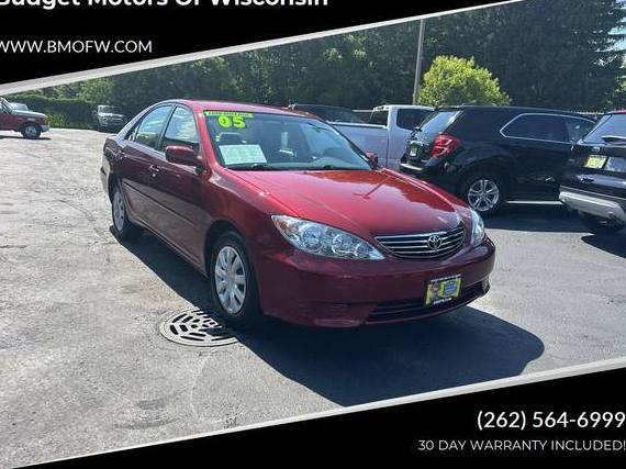 TOYOTA CAMRY 2005 4T1BE32K85U074045 image