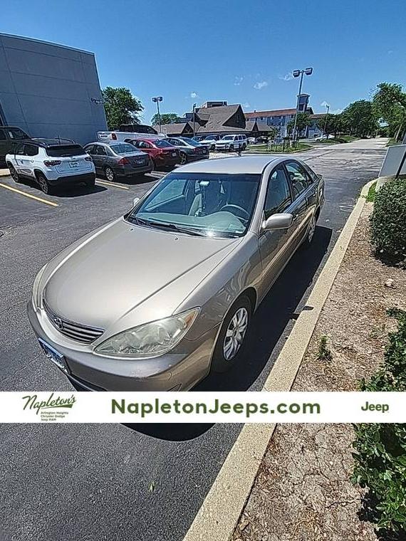 TOYOTA CAMRY 2005 4T1BE32KX5U389719 image
