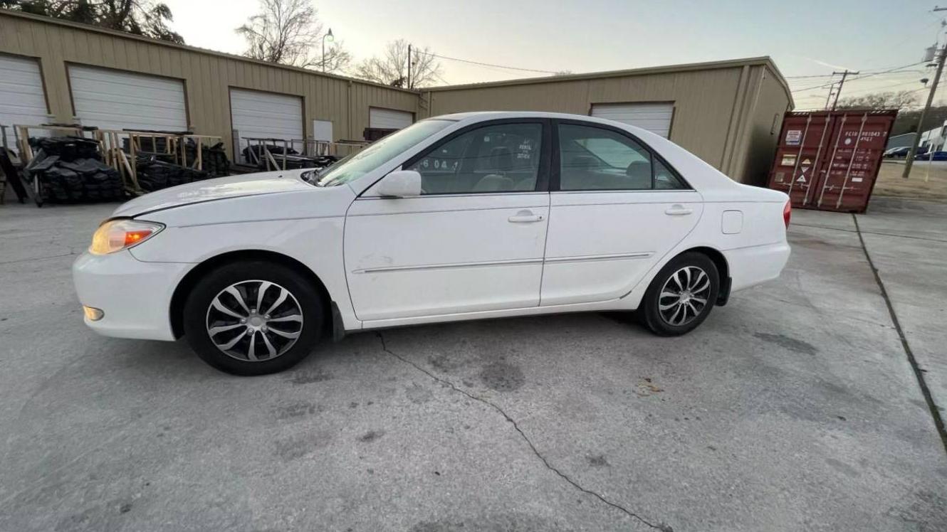 TOYOTA CAMRY 2005 4T1BE32K35U504077 image