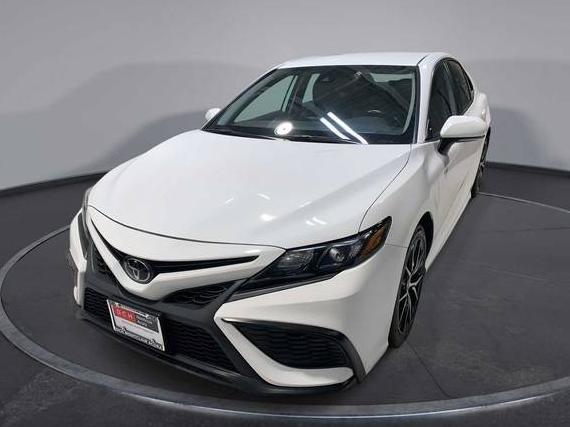 TOYOTA CAMRY 2022 4T1G11AK1NU067347 image