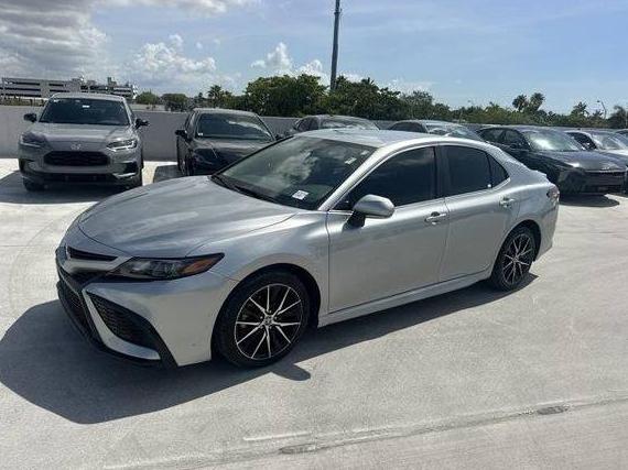 TOYOTA CAMRY 2022 4T1G11AK5NU696657 image