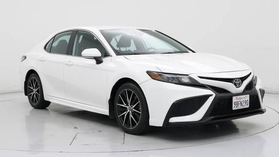 TOYOTA CAMRY 2022 4T1G11AK7NU043635 image