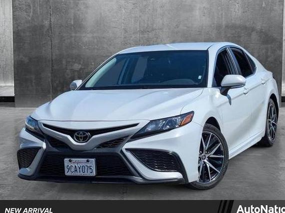 TOYOTA CAMRY 2022 4T1G11AK0NU061636 image
