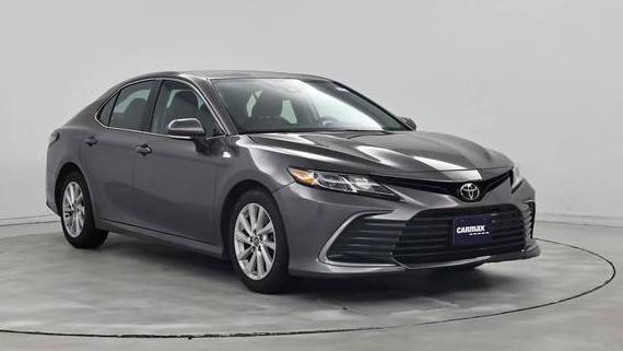 TOYOTA CAMRY 2022 4T1C11AK3NU645754 image