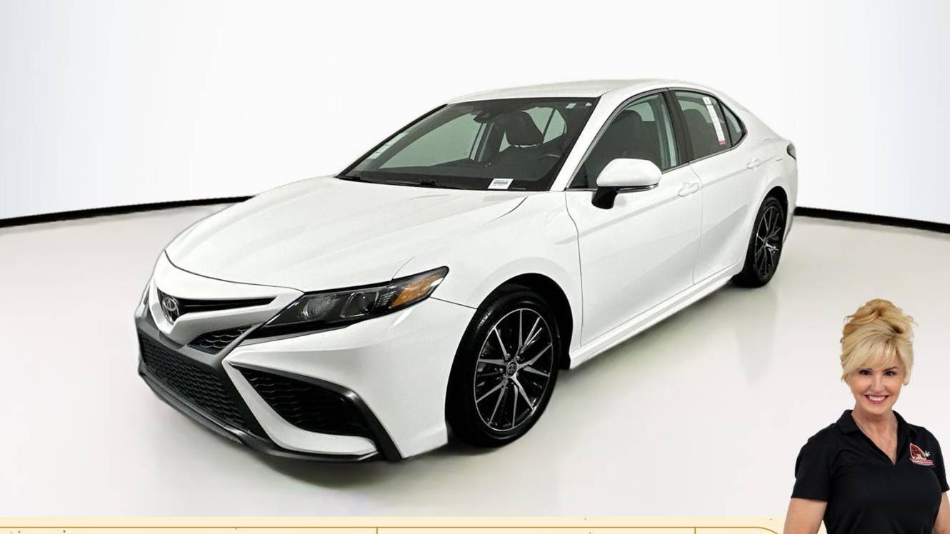 TOYOTA CAMRY 2022 4T1G11AK5NU629721 image