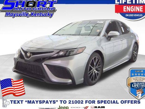 TOYOTA CAMRY 2022 4T1T11AK0NU642696 image