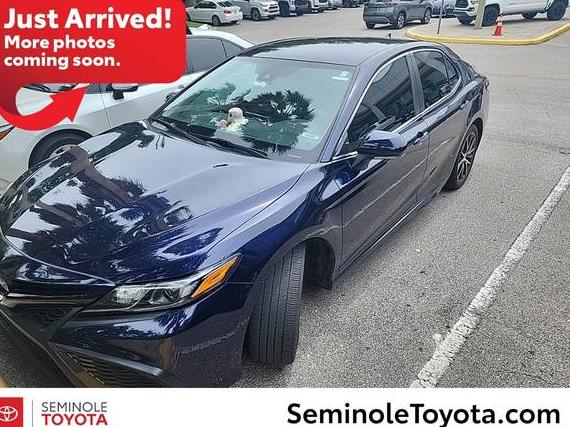 TOYOTA CAMRY 2022 4T1T11AK5NU700754 image