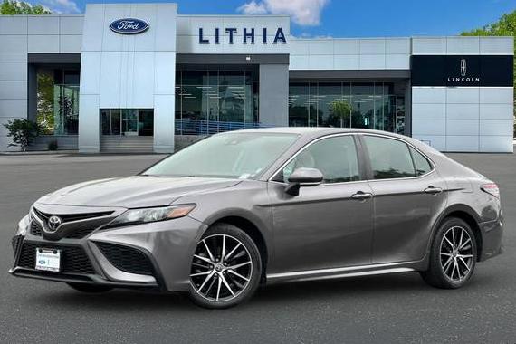 TOYOTA CAMRY 2022 4T1G11AK6NU673341 image