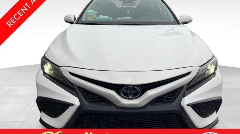 TOYOTA CAMRY 2022 4T1T11AK8NU688809 image