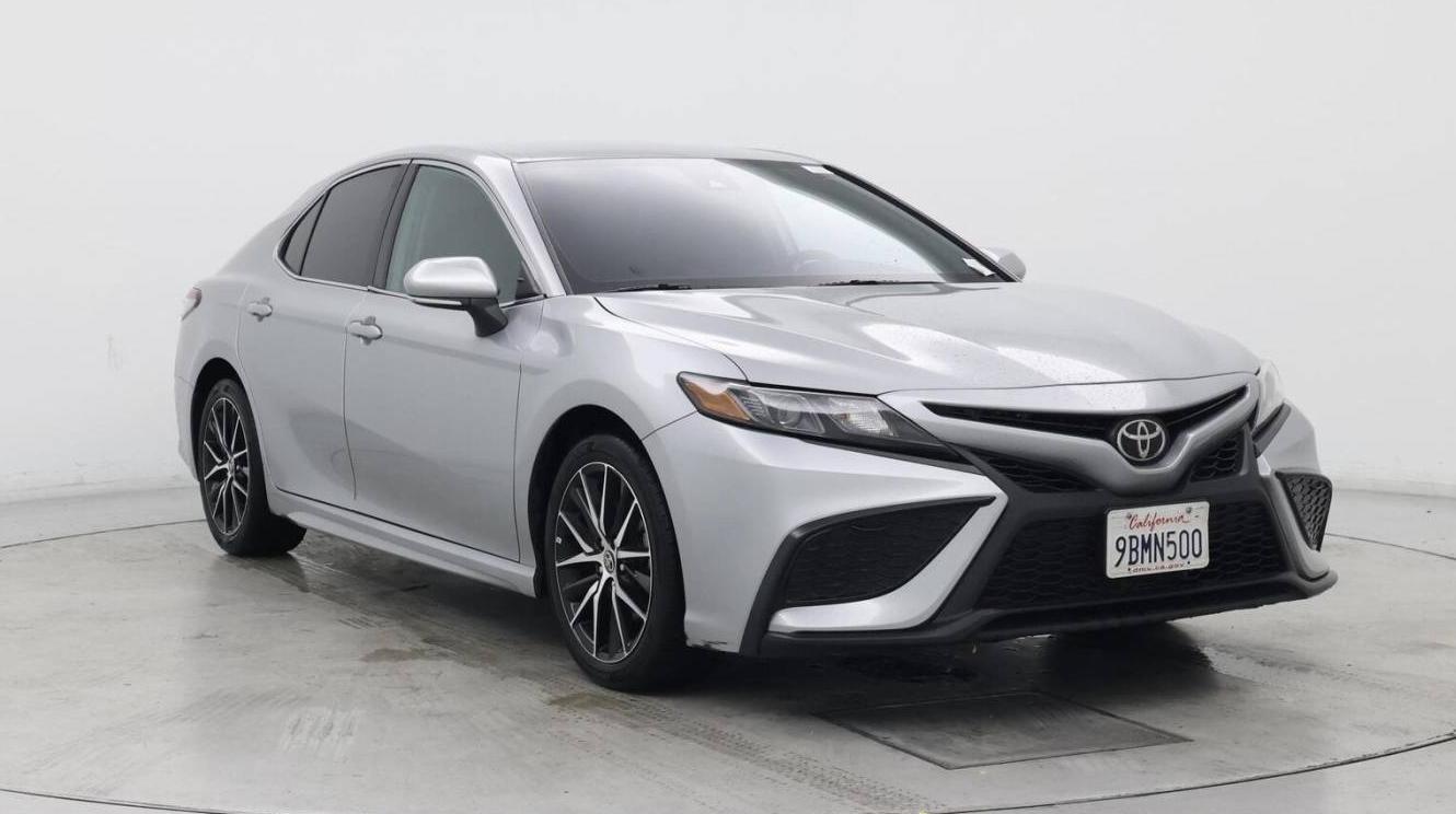 TOYOTA CAMRY 2022 4T1T11AK2NU049177 image