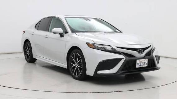 TOYOTA CAMRY 2022 4T1T11AK8NU068316 image