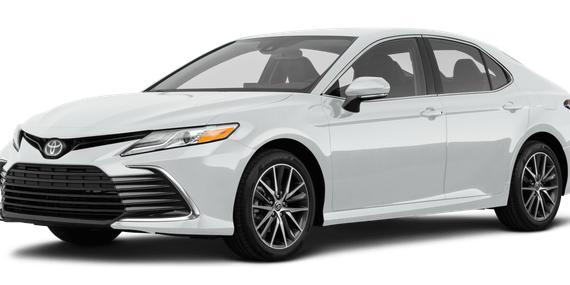 TOYOTA CAMRY 2022 4T1F11BK5NU069726 image