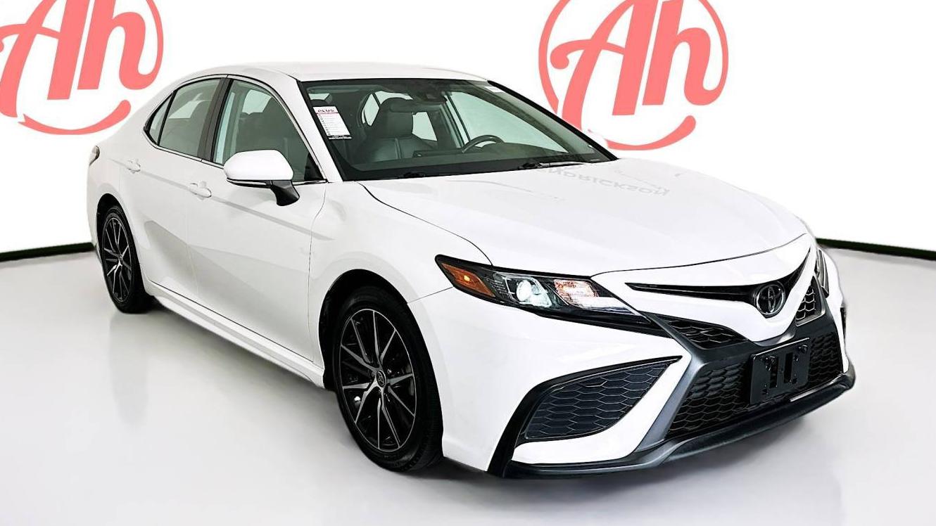 TOYOTA CAMRY 2022 4T1G11AK7NU697051 image