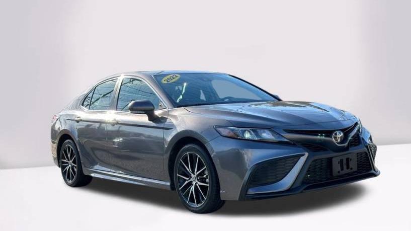 TOYOTA CAMRY 2022 4T1G11AK8NU696734 image