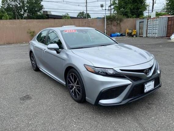 TOYOTA CAMRY 2022 4T1G11AK0NU706186 image