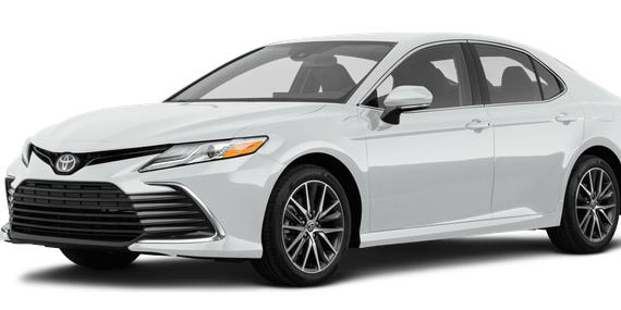 TOYOTA CAMRY 2022 4T1C11AK4NU070516 image
