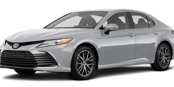 TOYOTA CAMRY 2022 4T1C11AK5NU049612 image