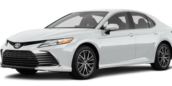 TOYOTA CAMRY 2022 4T1F11BK6NU068603 image