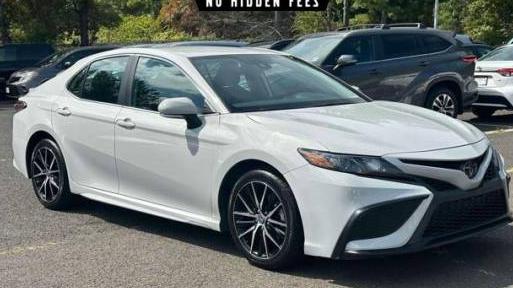 TOYOTA CAMRY 2022 4T1G11AK3NU022359 image