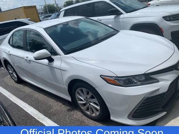 TOYOTA CAMRY 2022 4T1C11AK5NU687682 image