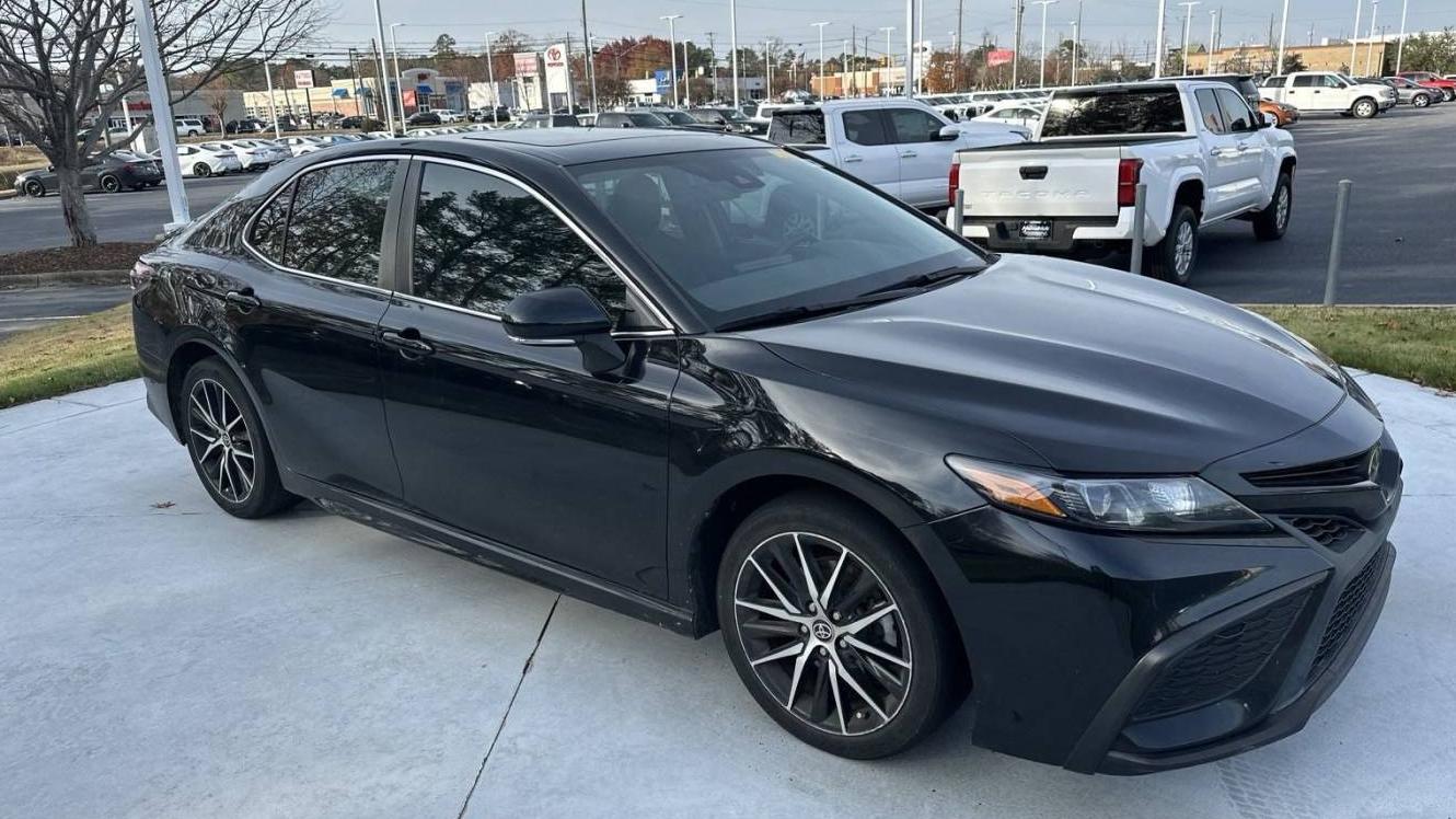 TOYOTA CAMRY 2022 4T1G11AK9NU622321 image